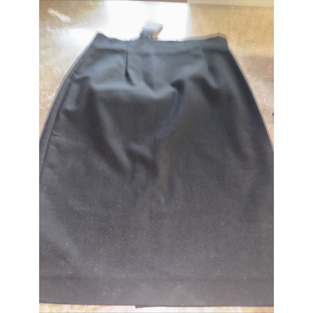 Zara Women’s Black Skirt Medium Has Side Zips Split In Back NWT